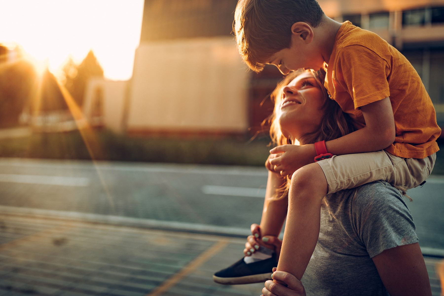 Få mere viden om opsparing på vegne af dine børn og børnebørn